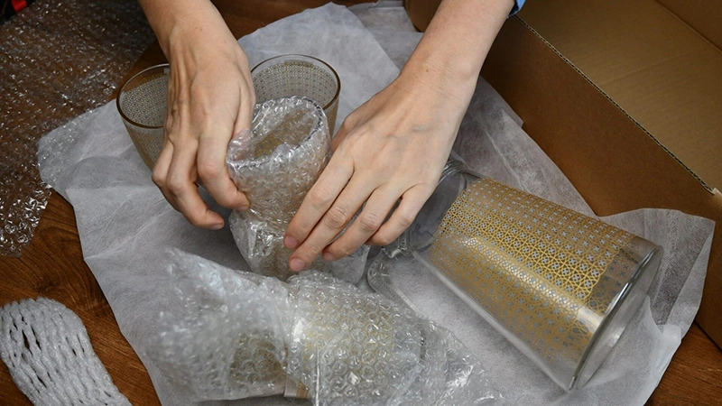 bubble packaging for fragile items