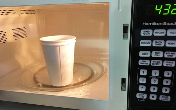 microwaving paper cup